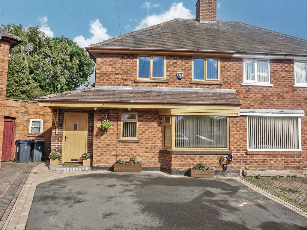 4 bed semidetached house for sale in Whitehead Drive, Minworth, Sutton