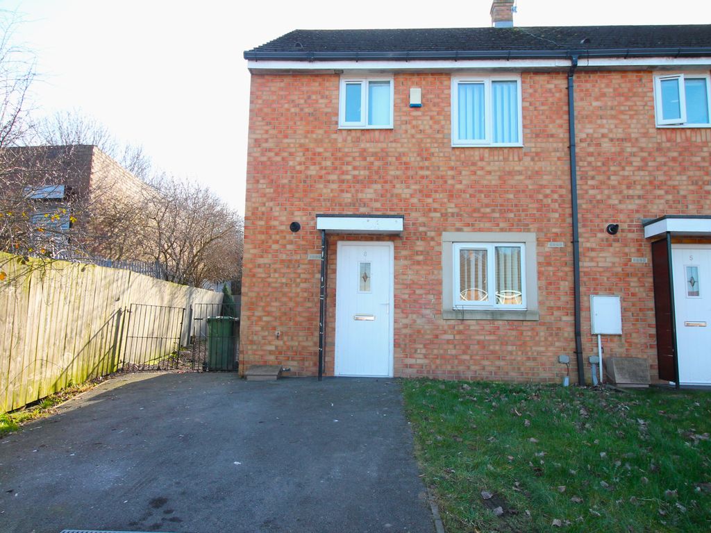 3 bed terraced house to rent in Queens Square, Felling, Gateshead NE10
