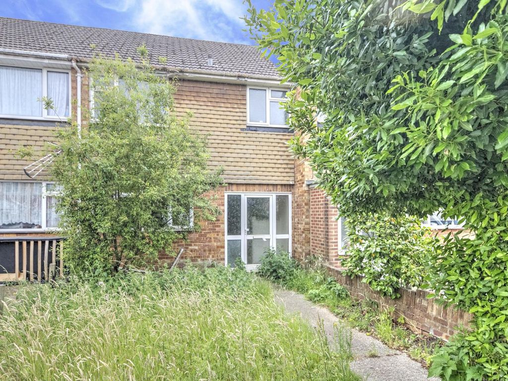 2 bed terraced house for sale in Cranford Lane, Harlington, Hayes UB3 Zoopla