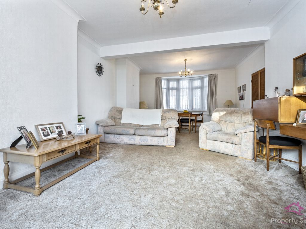 3 bed semidetached house for sale in Devonshire Road, Mill Hill NW7