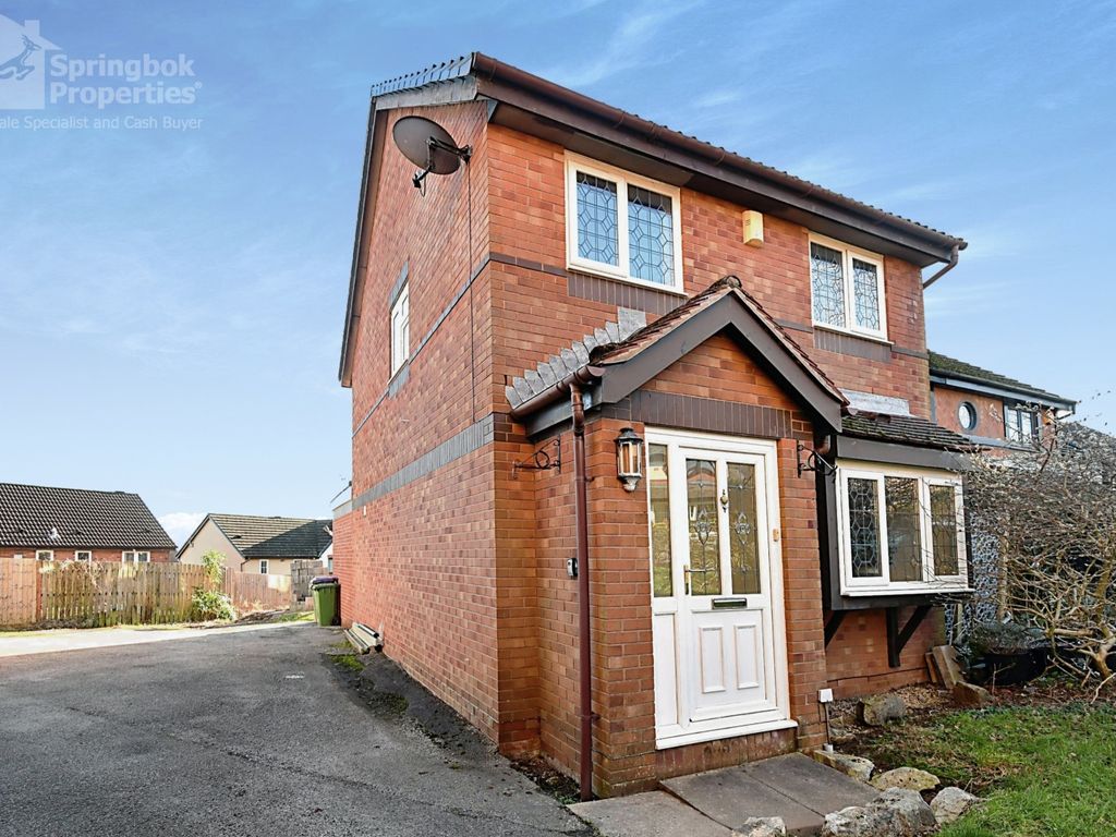 3 bed detached house for sale in Wern Fach Court, Cwmbran, Gwent NP44