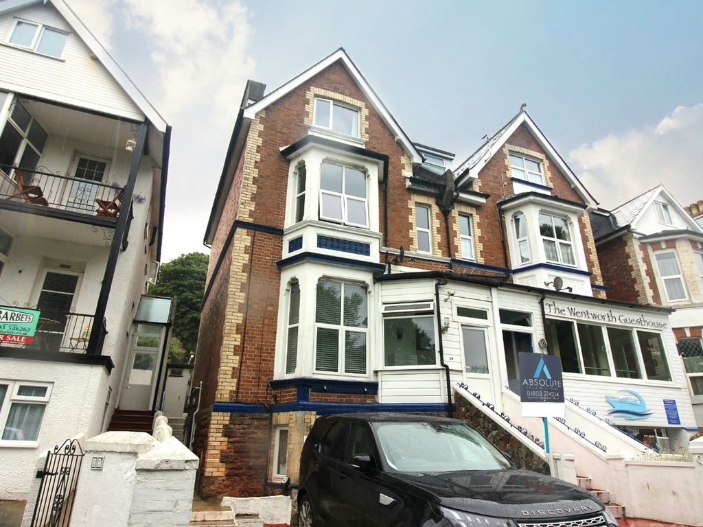 1 bed flat to rent in Flat 3, 20 Youngs Park Road, Paignton TQ4, £575