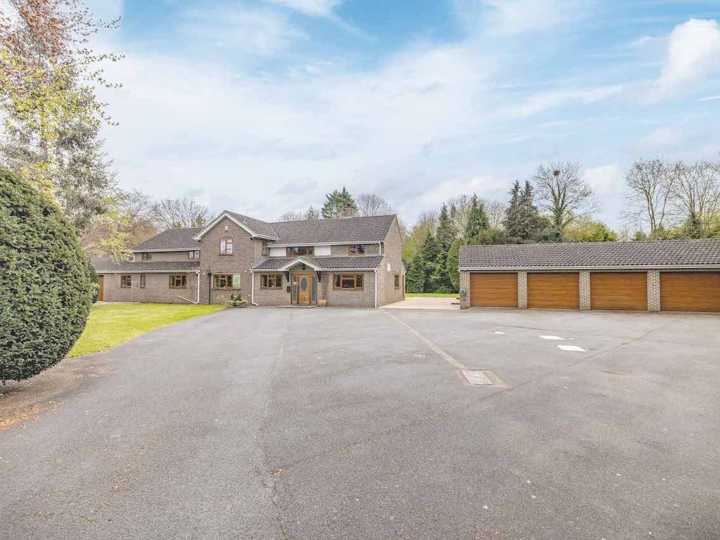 6 bed detached house for sale in Cherry Tree Lane, Iver SL0 Zoopla