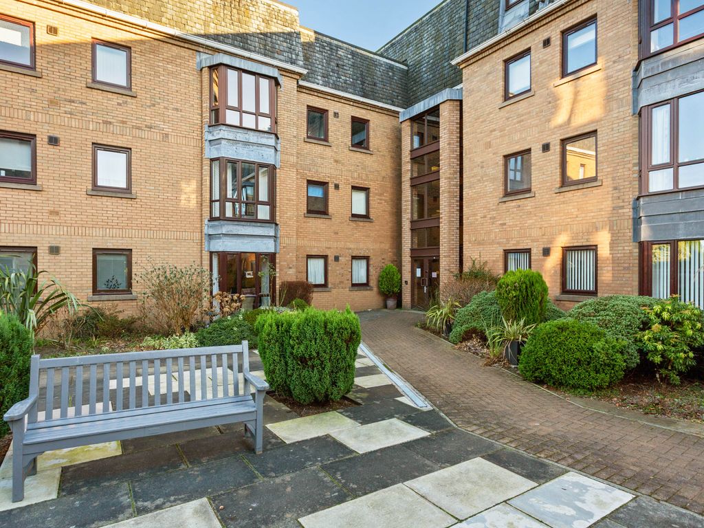 1 bed flat for sale in 4/32 Gillsland Road, Edinburgh EH10, £110,000 Zoopla