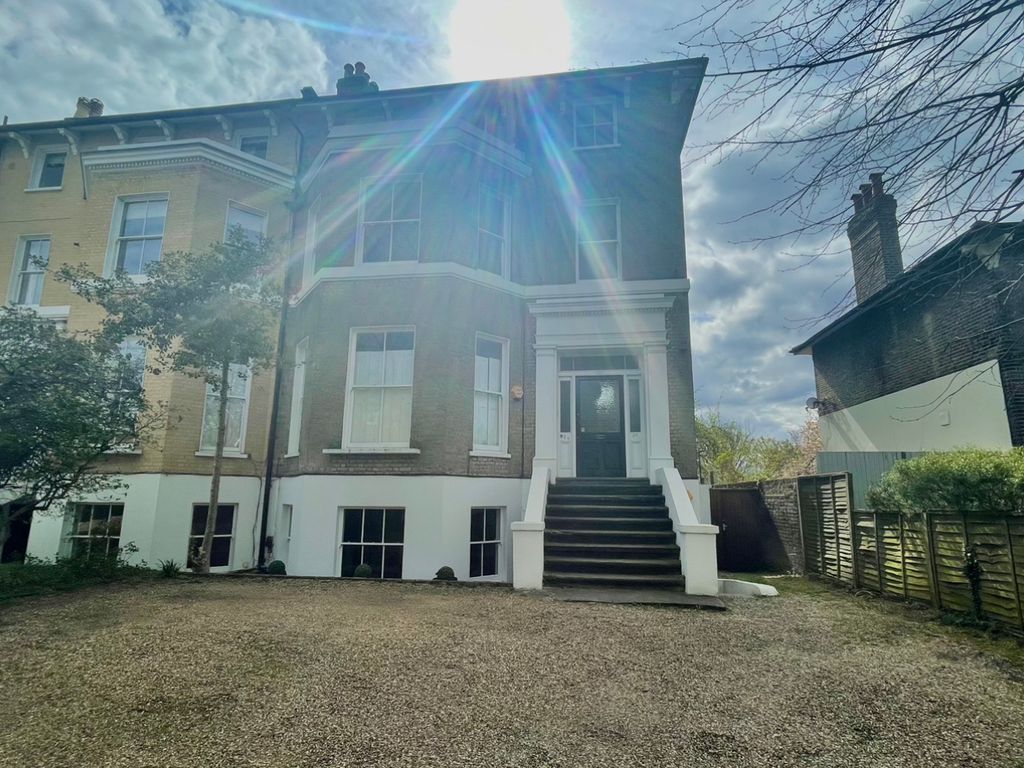 Shooters Hill Road, Blackheath SE3