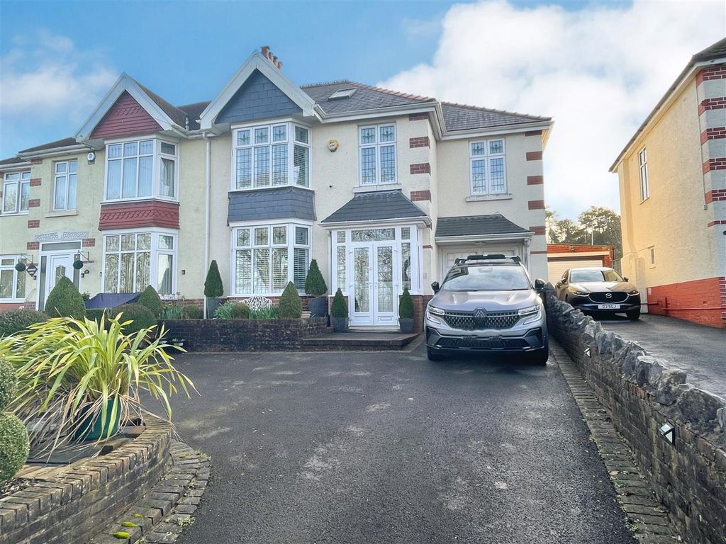 3 bed semidetached house for sale in Clasemont Road, Morriston