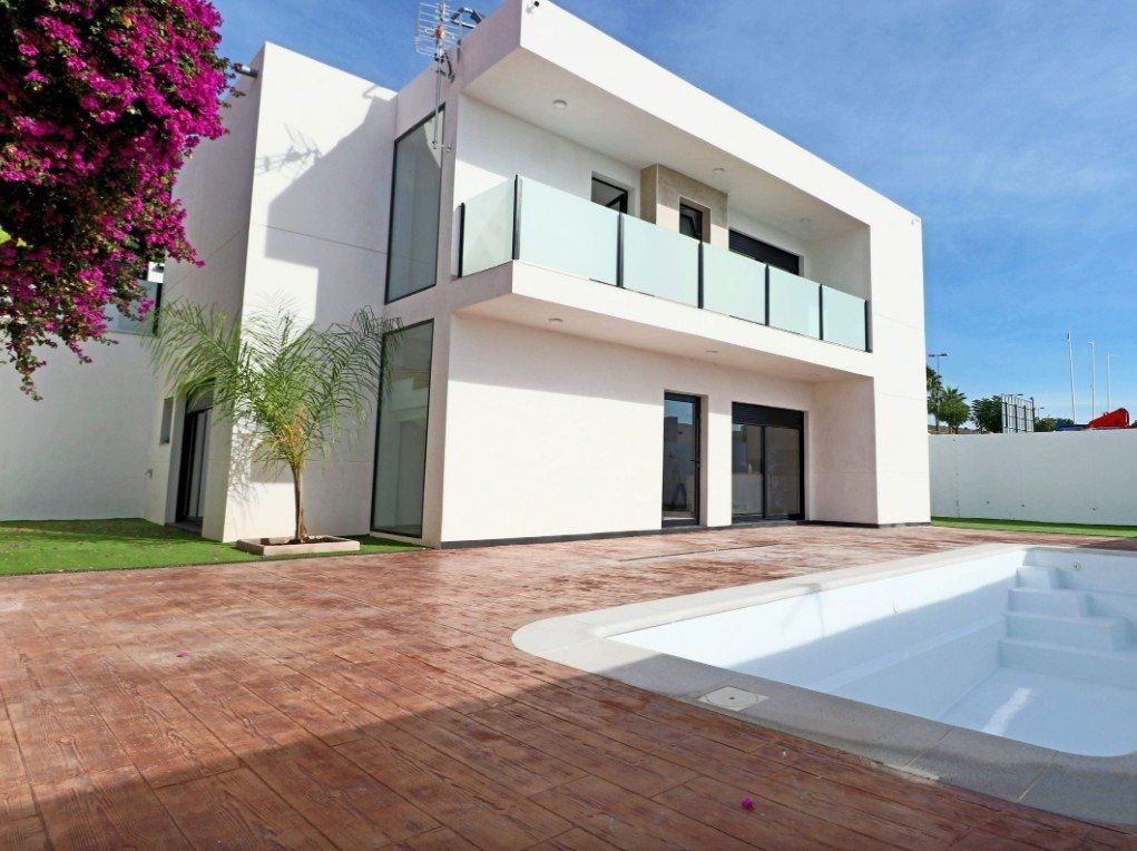 3 bed property for sale in Fortuna, Murcia, Spain, £301,390 Zoopla