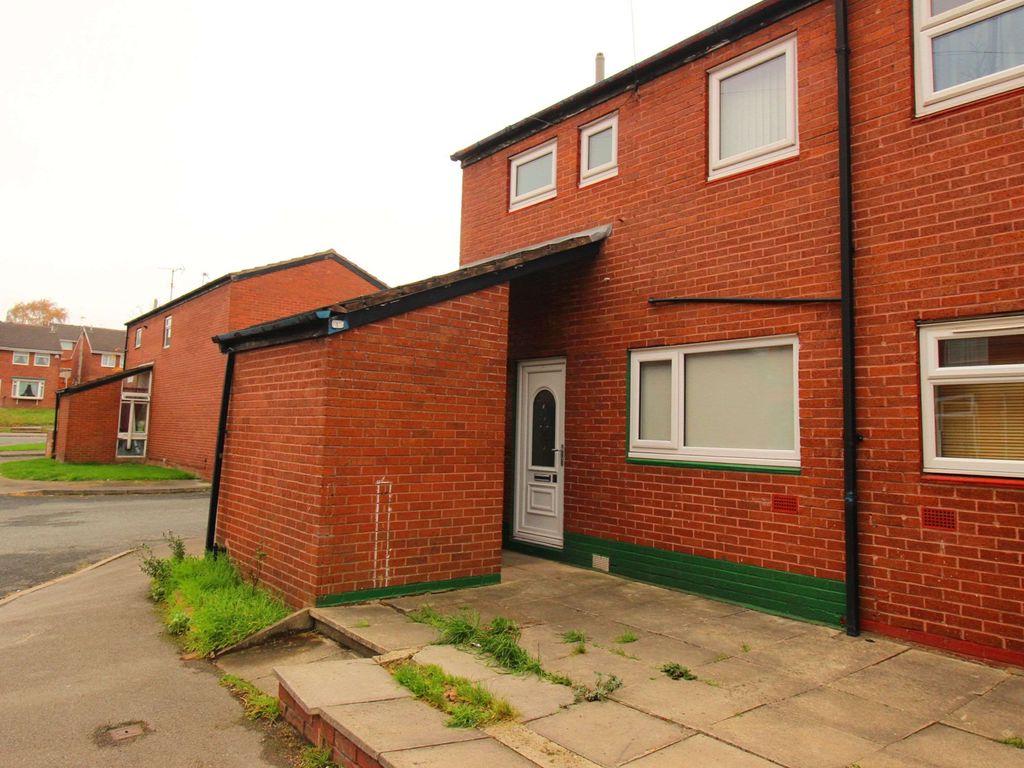 3 bed town house for sale in 3, Roseneath Place, Wortley, Leeds LS12, £
