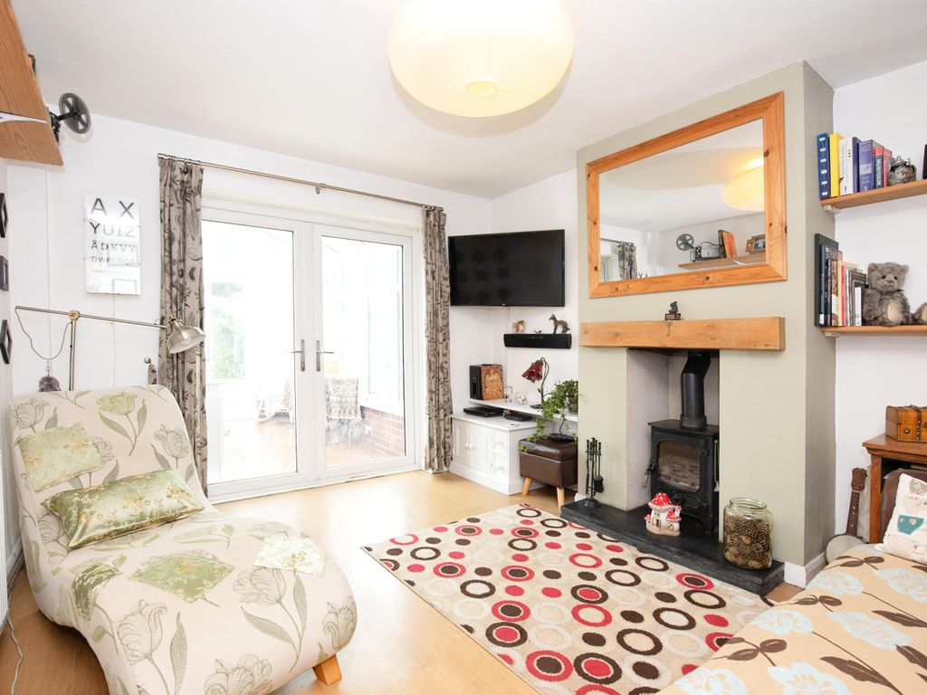 Chesford Crescent, Warwick CV34  