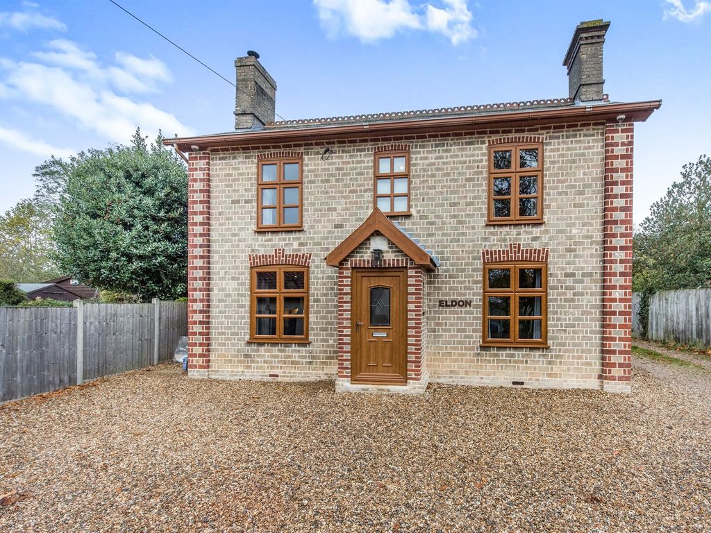 3 bed detached house for sale in The Folly, Haughley, Stowmarket IP14