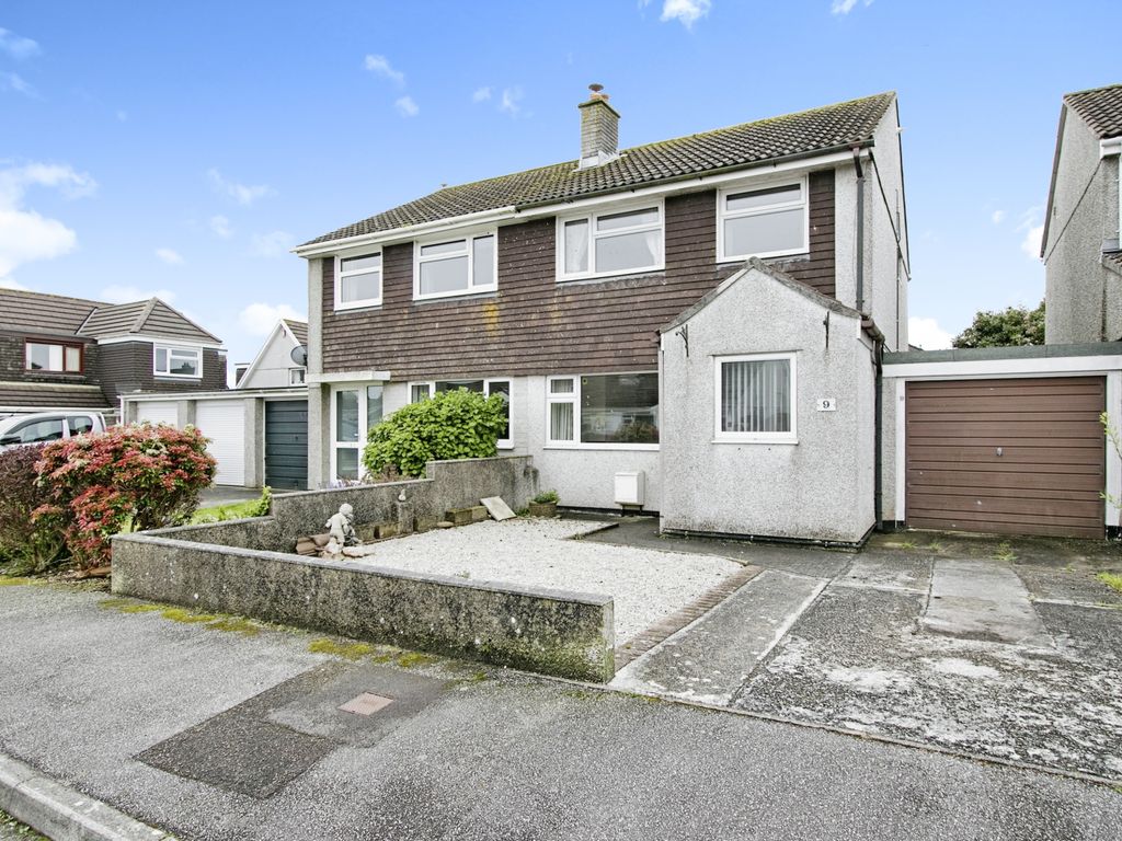 3 bed semidetached house for sale in Pendeen Close, Threemilestone