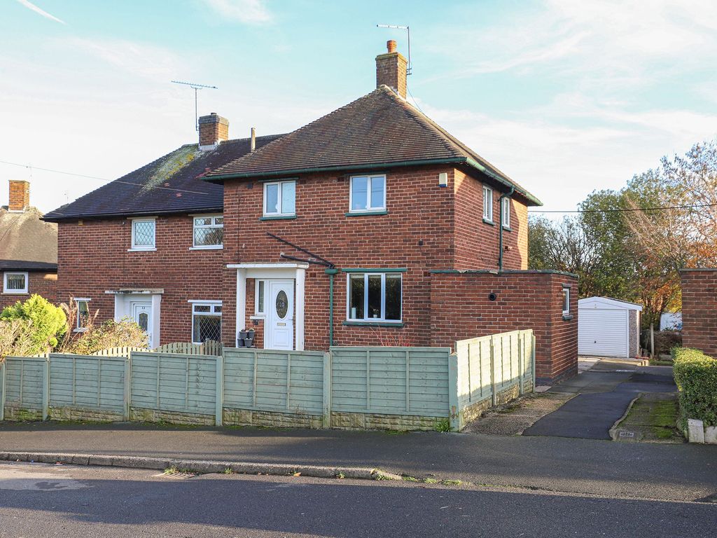 3 bed semidetached house for sale in Stradbroke Way, Sheffield S13