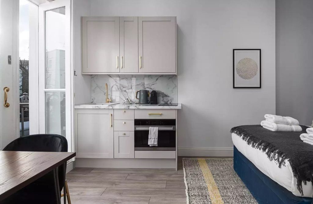 Studio to rent in Pembridge Villas, Notting Hill, London W11 Zoopla