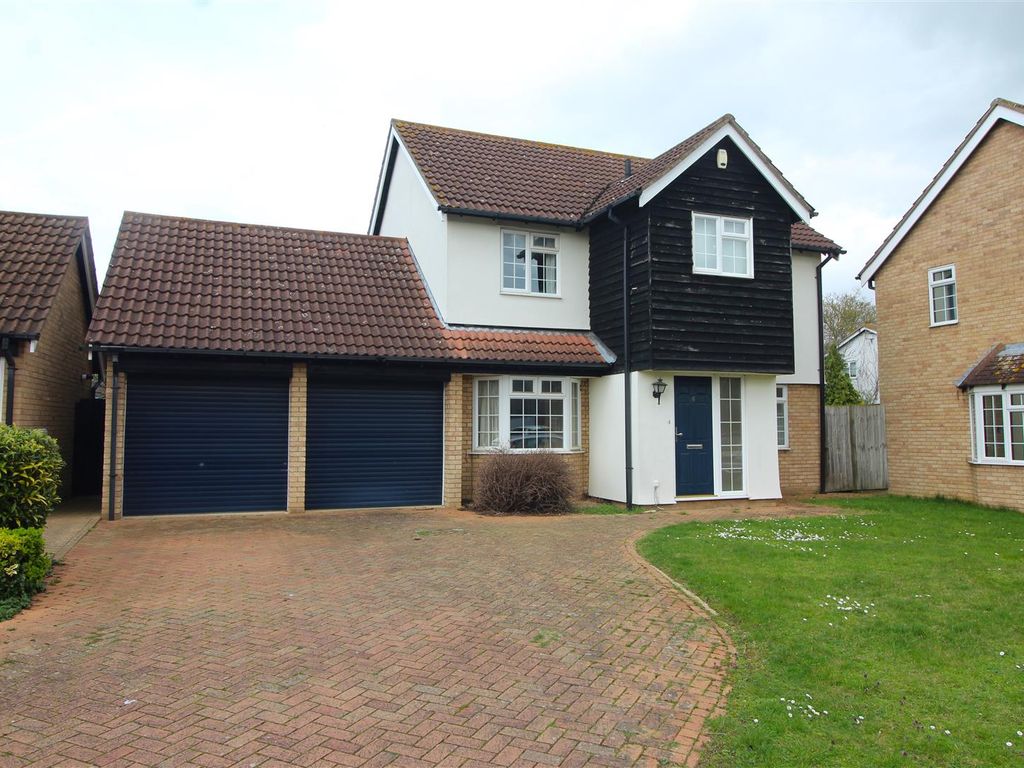 4 bed detached house for sale in Vermont Grove, Peterborough PE3, £