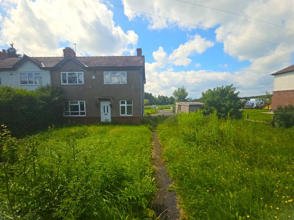 4 bed semidetached house for sale in Harrogate Road, Alwoodley, Leeds