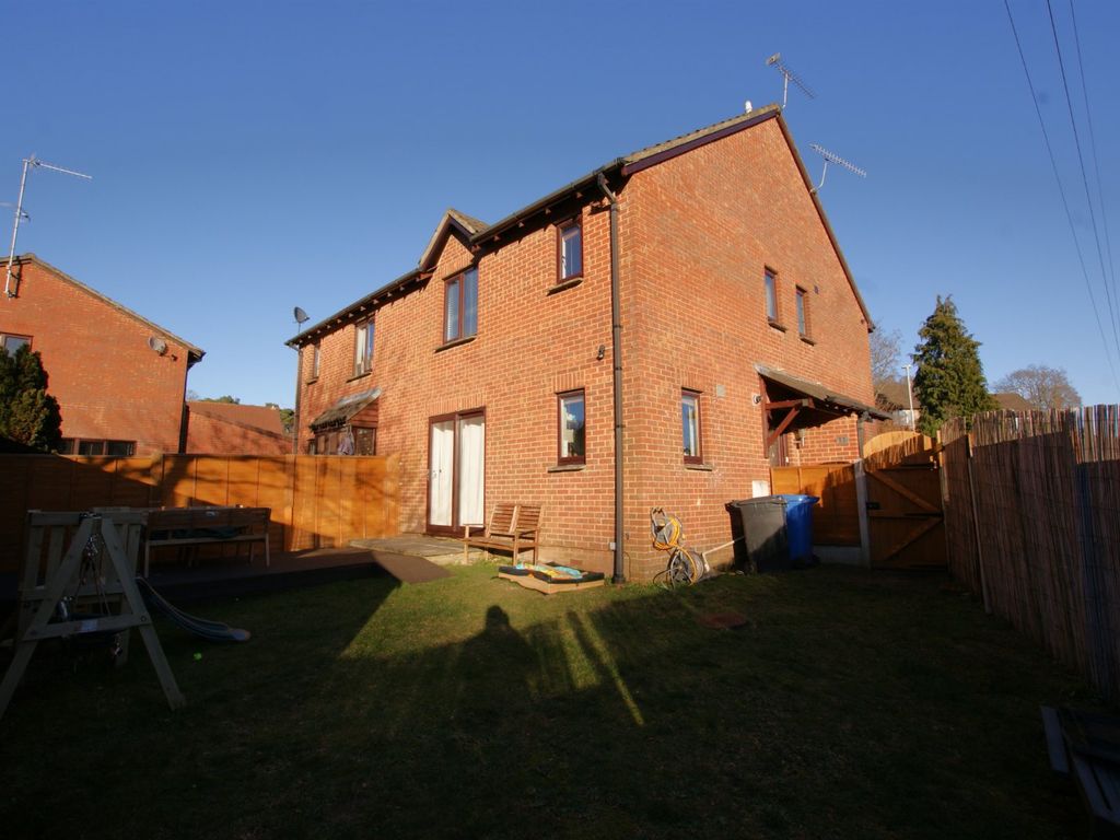 2 bed terraced house for sale in Larch Close, Poole, Dorset BH17, £