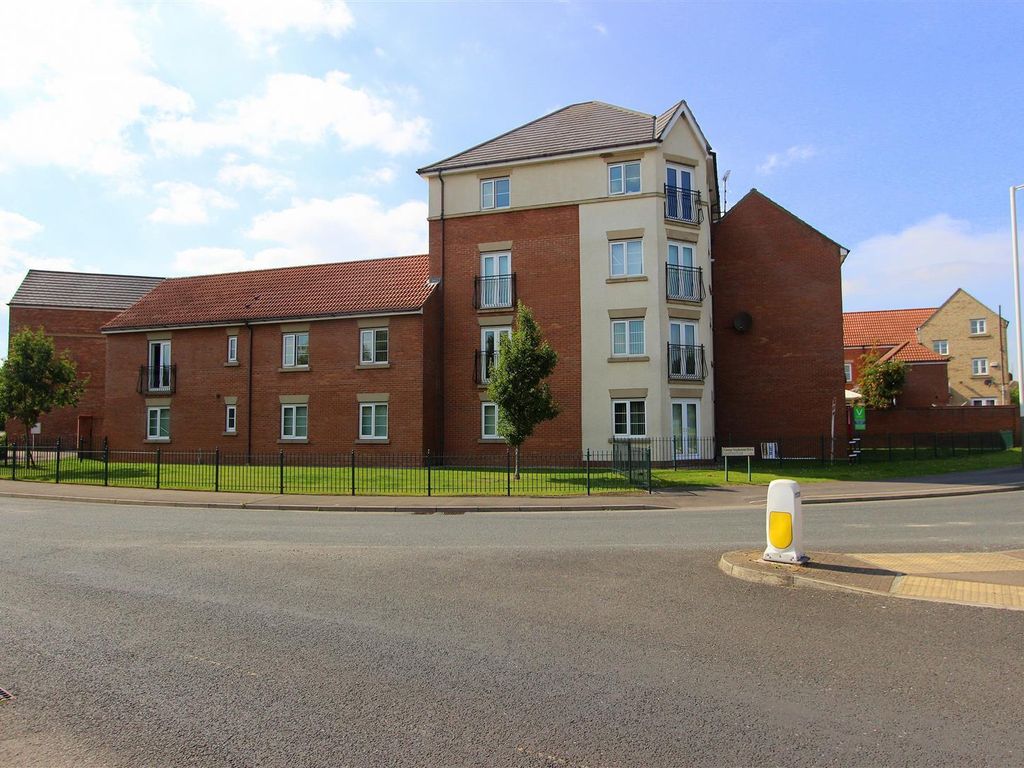 2 bed flat for sale in Stephenson Drive, Darlington DL2 Zoopla