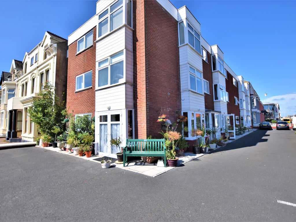 2 bed flat for sale in Lytham Road, Blackpool, Lancashire FY4 Zoopla