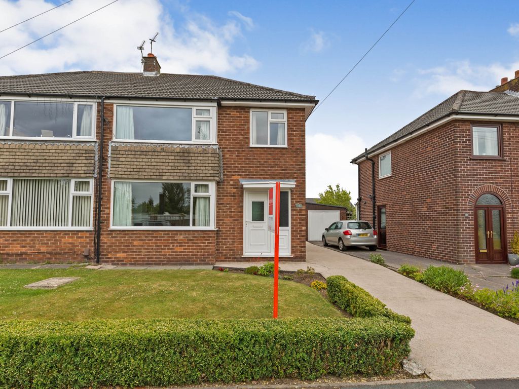 3 bed semidetached house for sale in Severn Drive, WaltonLeDale