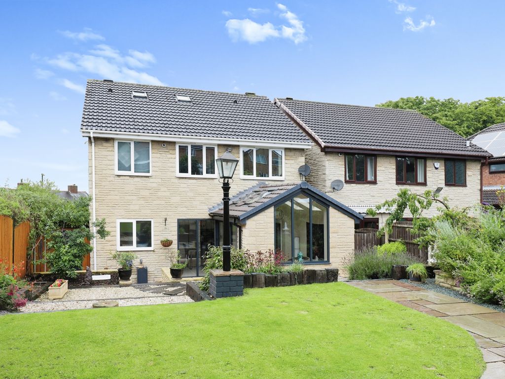 5 bed detached house for sale in Upperthorpe Road, Killamarsh