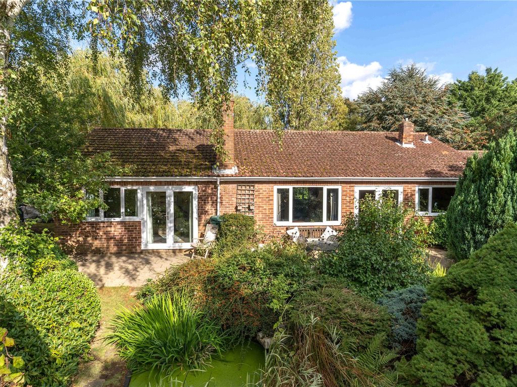 4 bed bungalow for sale in Lower Road, Little Hallingbury,