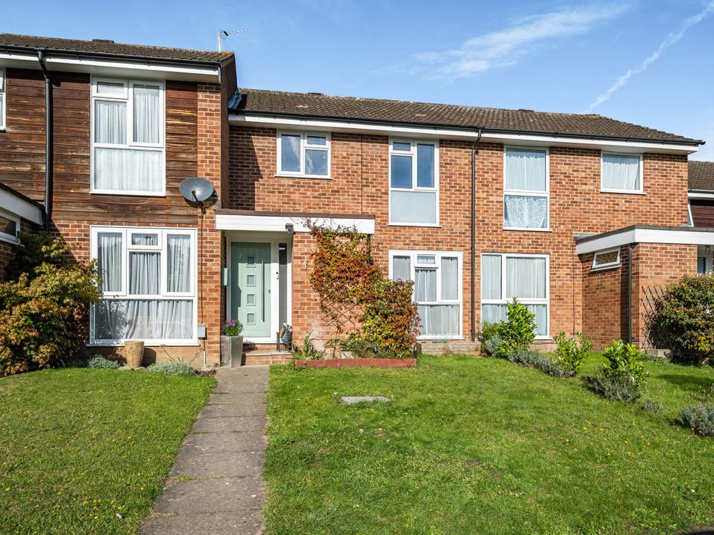 3 bed terraced house for sale in Norton Road, Camberley, Surrey GU15, £