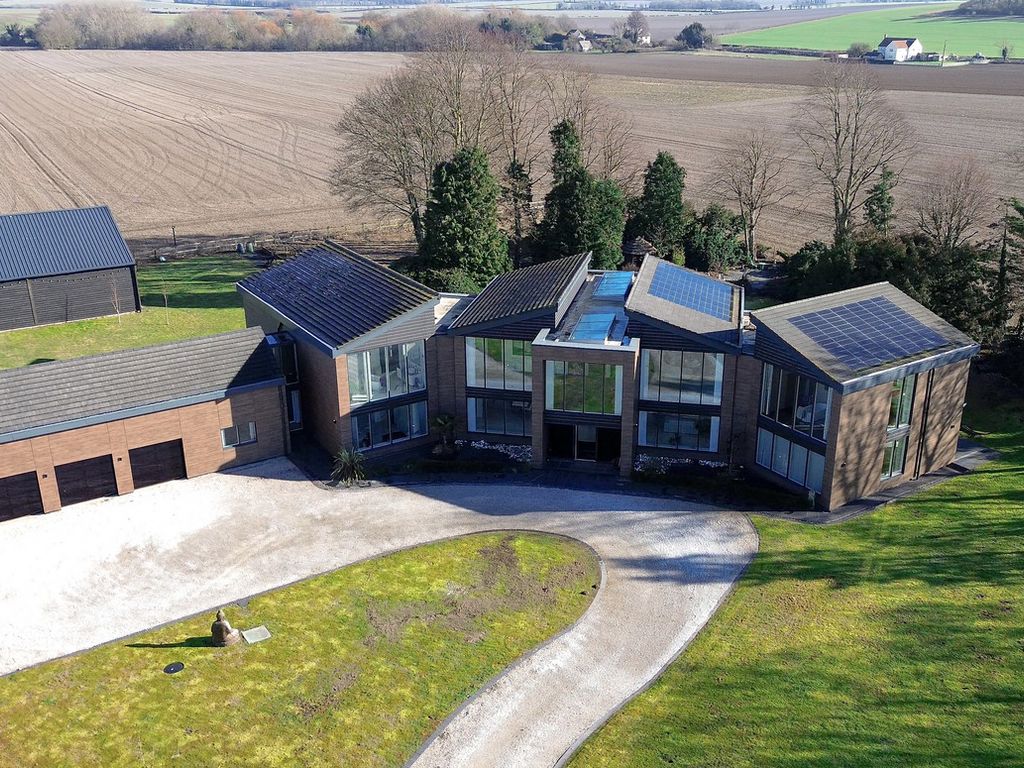 4 bed detached house for sale in Station Road, Royston SG8 Zoopla