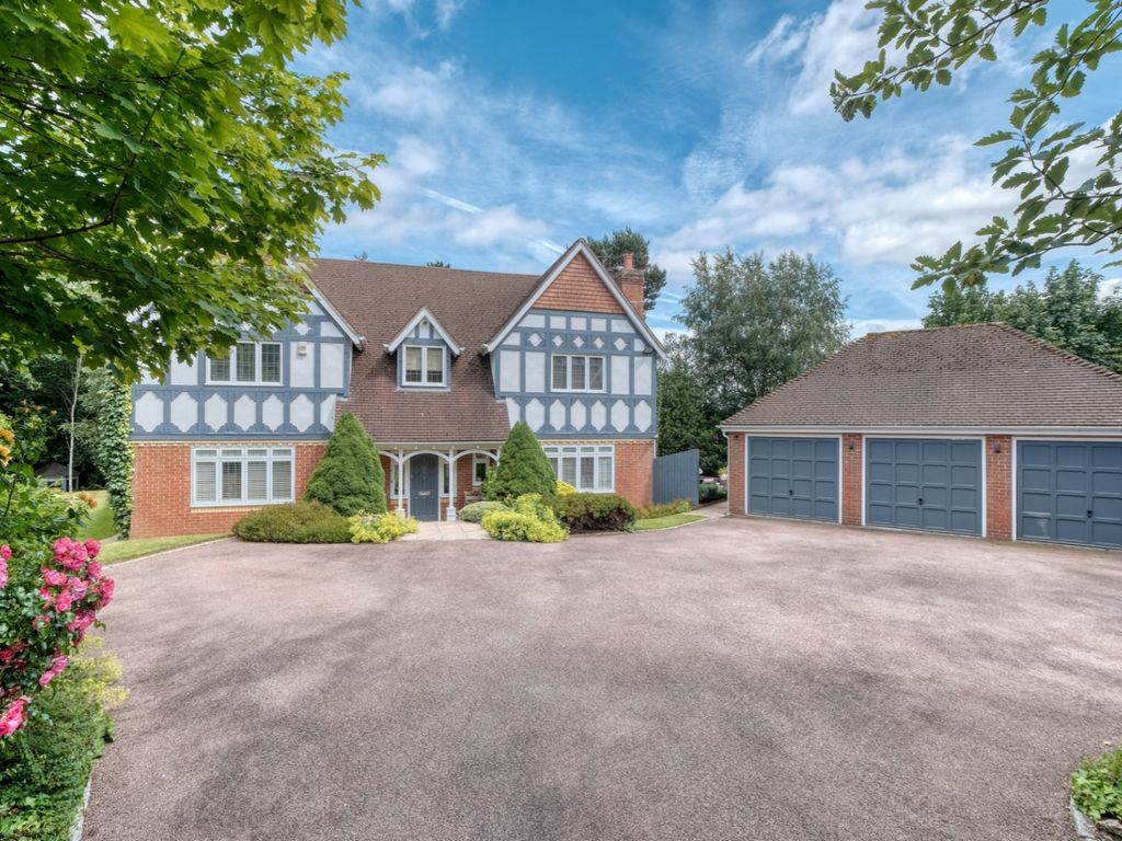 5 bed detached house for sale in Greenhurst Drive, Barnt Green B45 Zoopla
