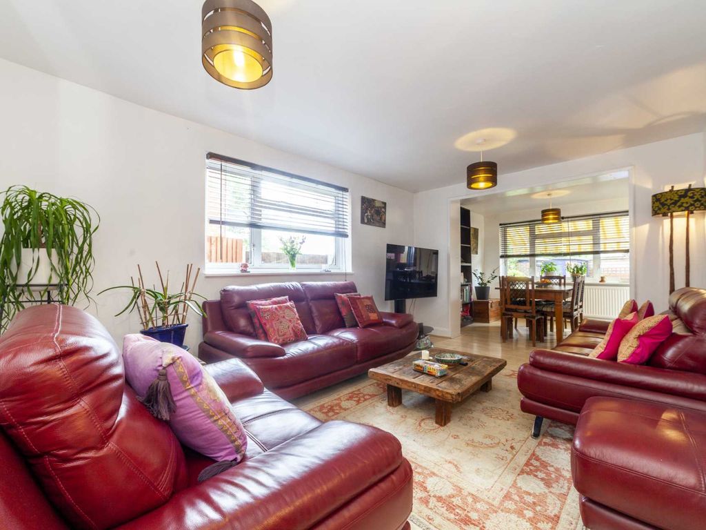 Dinsdale Gardens South Norwood London SE25  