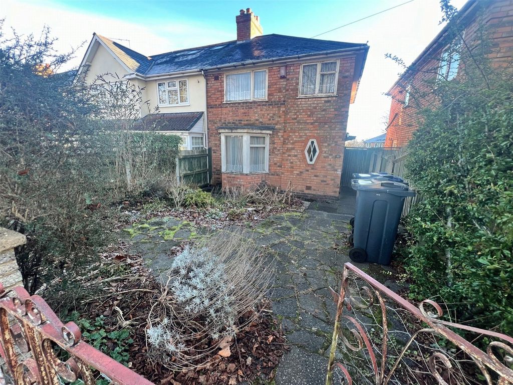3 bed end terrace house for sale in Dolphin Lane, Birmingham, West