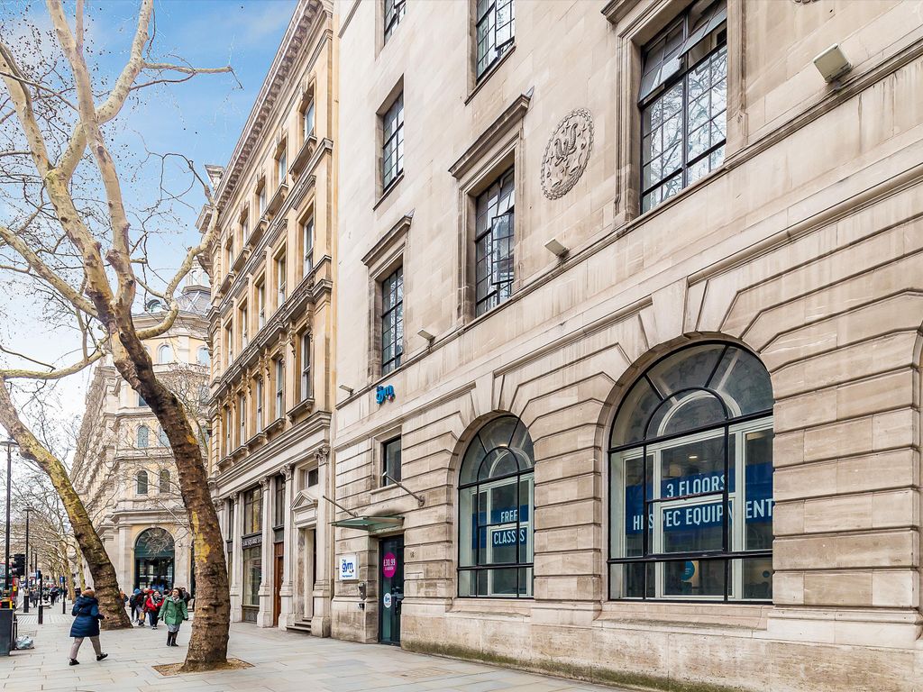 3 bed flat for sale in Northumberland Avenue, Covent Garden, London