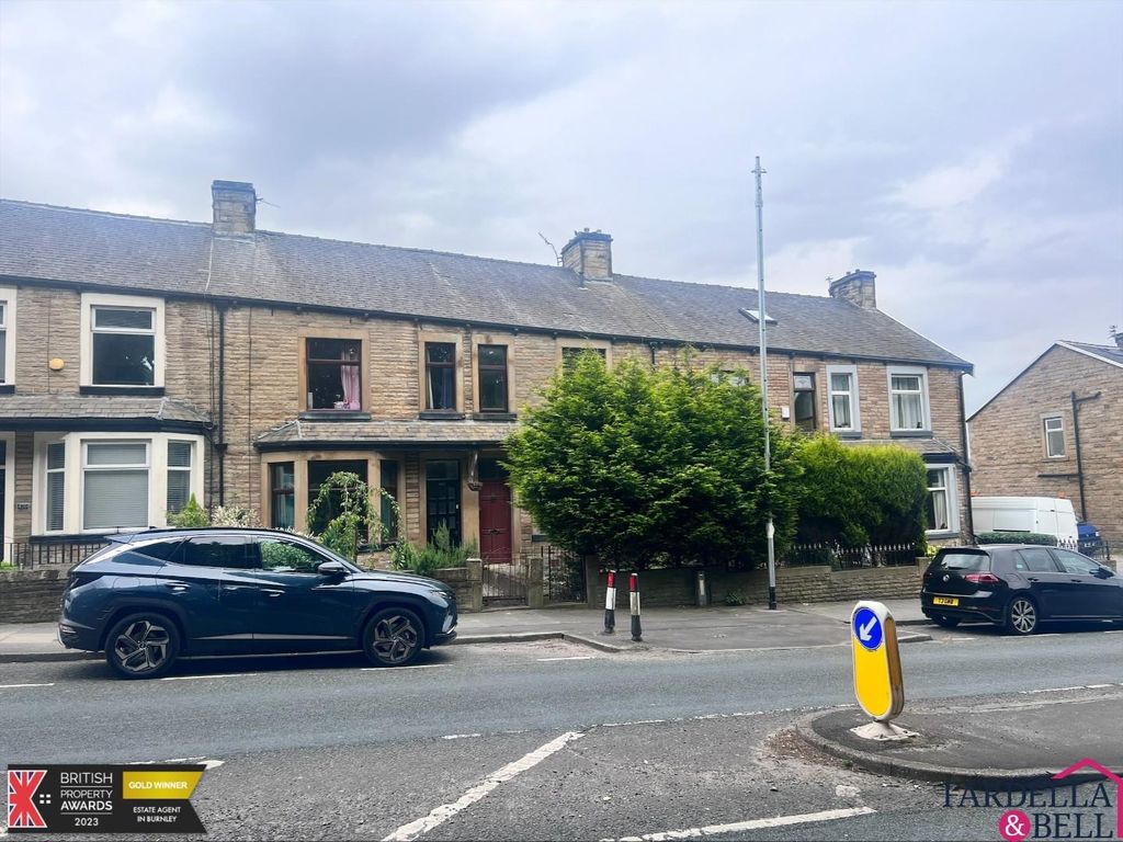 3 bed terraced house for sale in Padiham Road, Burnley BB12, £80,000