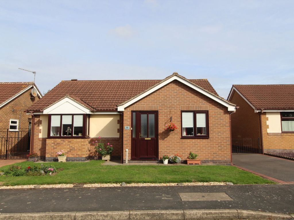 3 bed bungalow for sale in Sherwood Close, Ellistown, Coalville