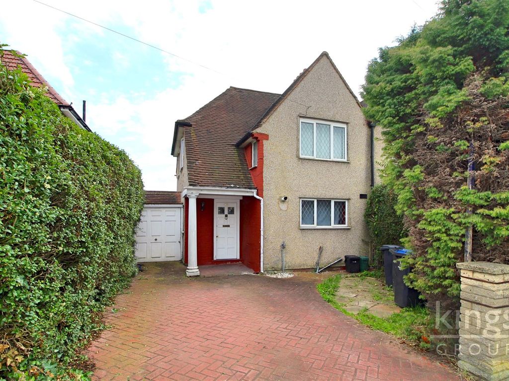 3 bed semidetached house for sale in Chalfont Road, Edmonton N9, £