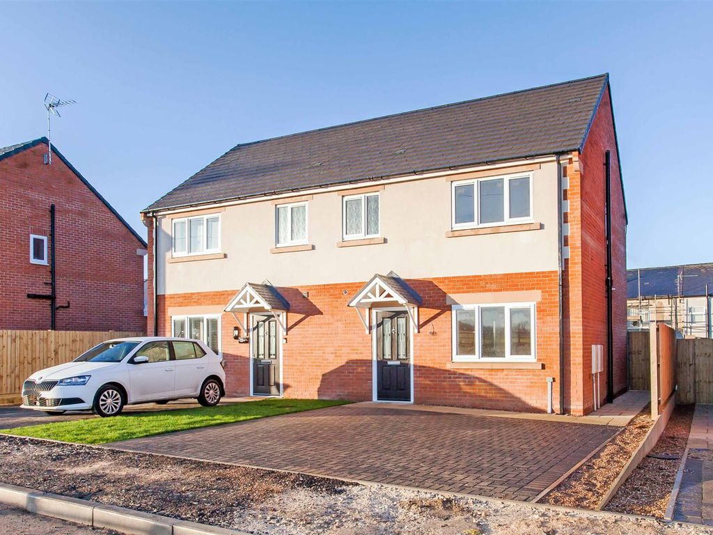 New home, 3 bed semidetached house for sale in Locko Road, Lower
