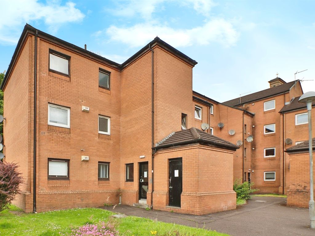 2 bed flat for sale in Forbes Drive, Glasgow G40, £90,000 Zoopla