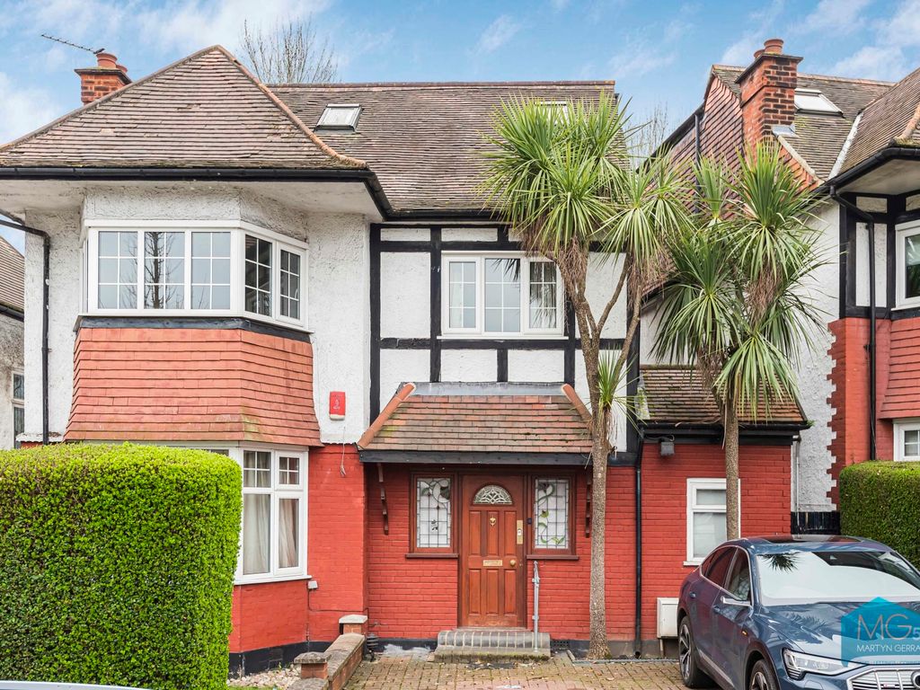 6 bed detached house to rent in Shirehall Park, London NW4 Zoopla