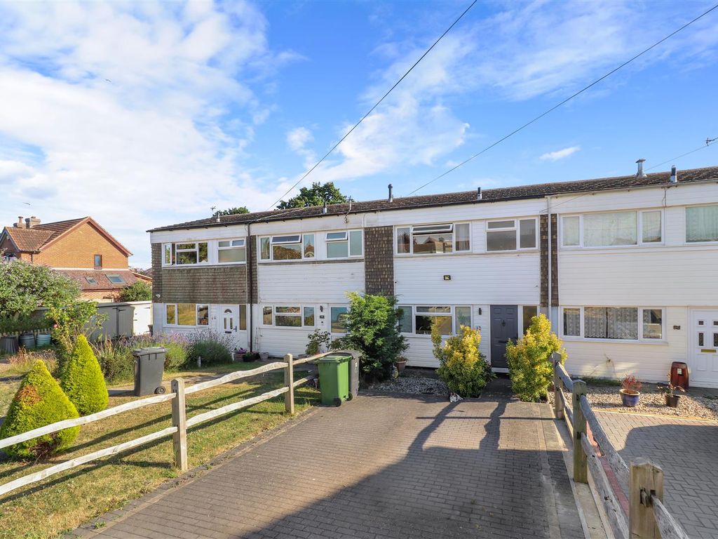 3 bed terraced house for sale in Sussex Close, Hailsham BN27 Zoopla