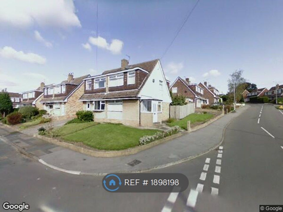 3 bed semidetached house to rent in Briarlea Close, Yeadon, Leeds LS19