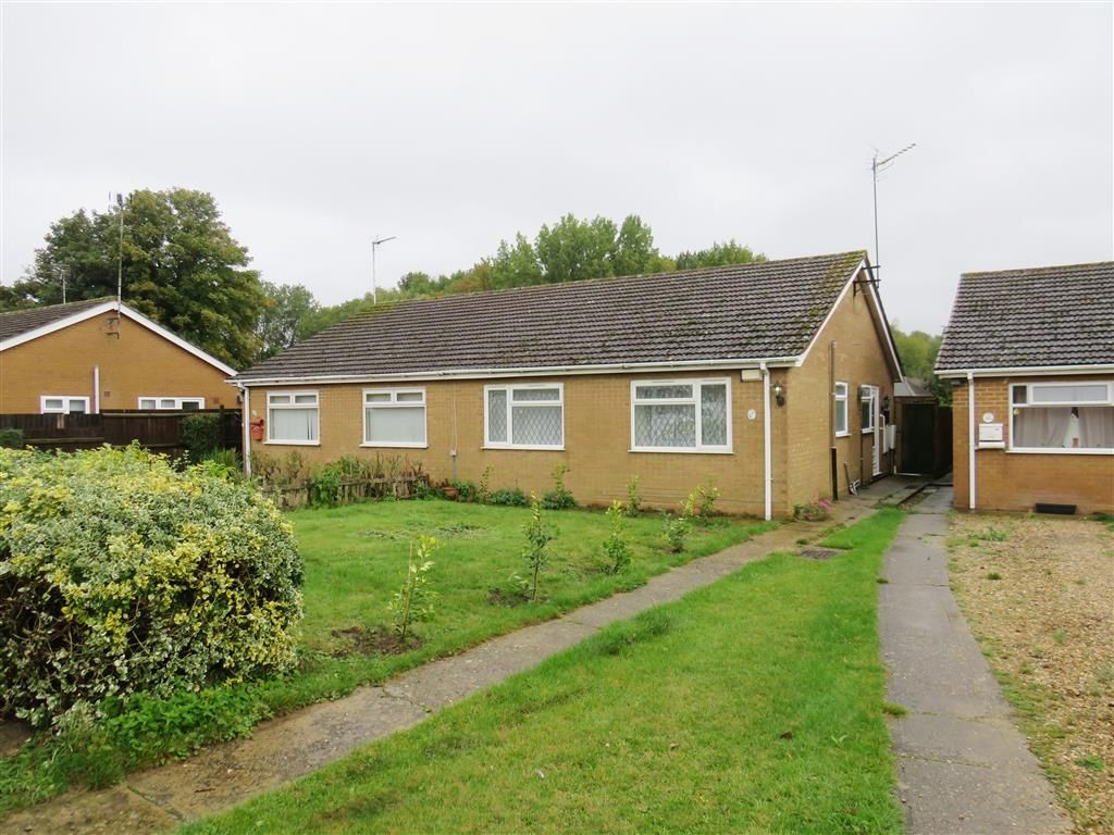 2 bed semidetached house to rent in Falklands Drive, Wisbech PE13, £