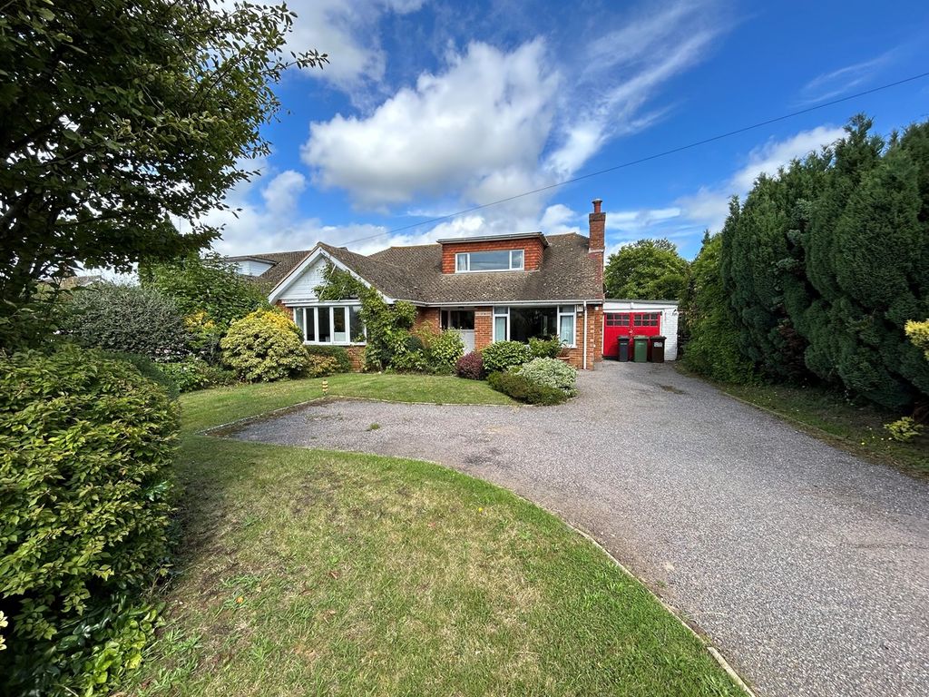 3 bed detached bungalow for sale in Ellerslie Lane, Bexhill On Sea TN39