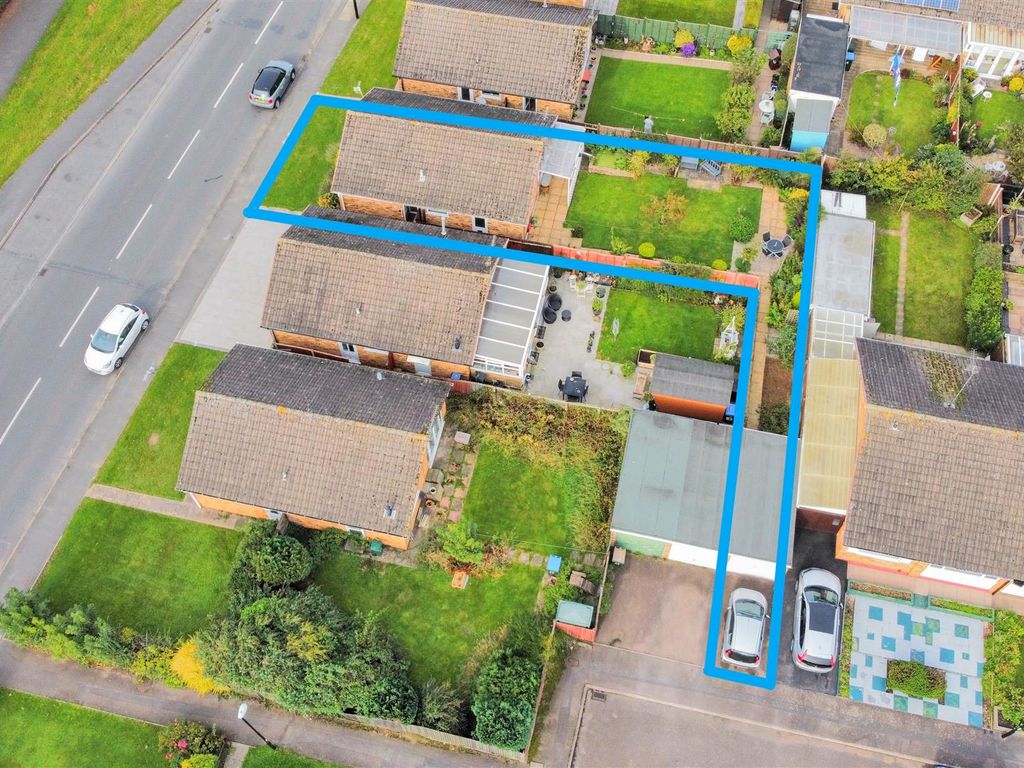2 bed detached bungalow for sale in Langbank Avenue, With Parking