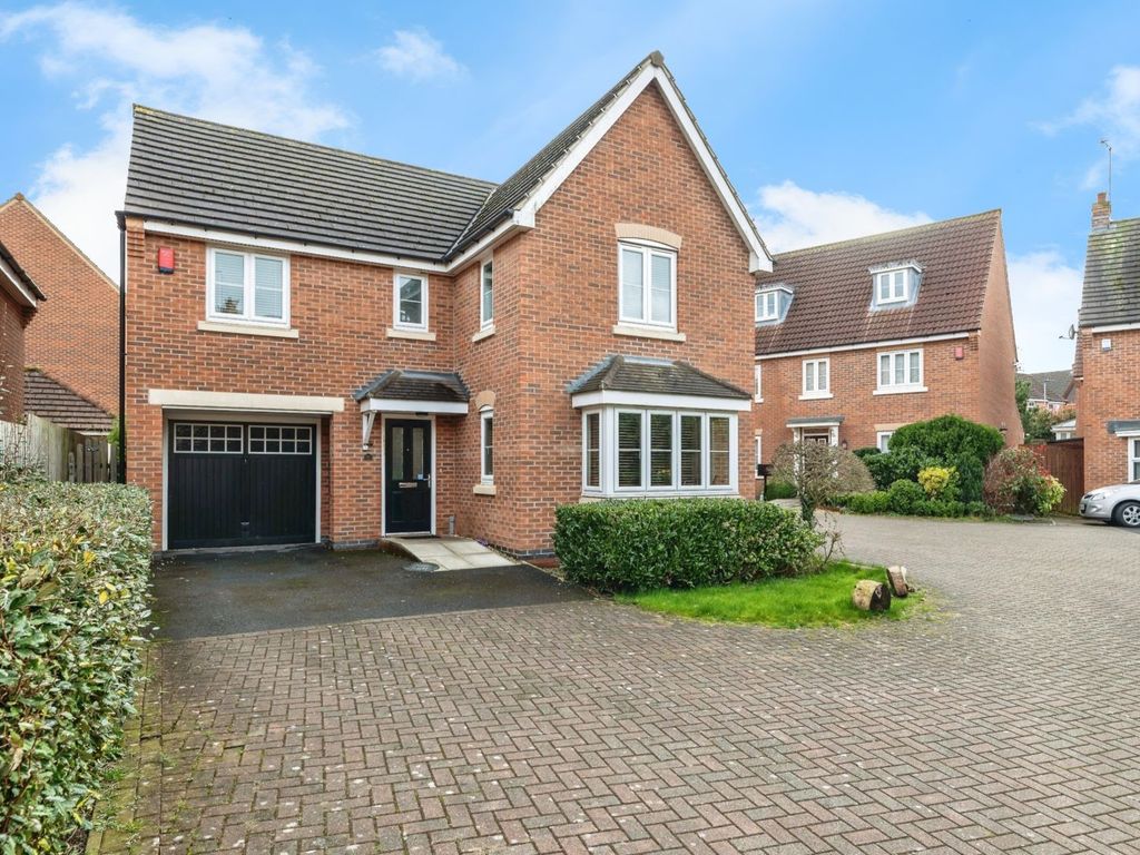 4 bed detached house for sale in Conisborough Way, Hemsworth WF9, £