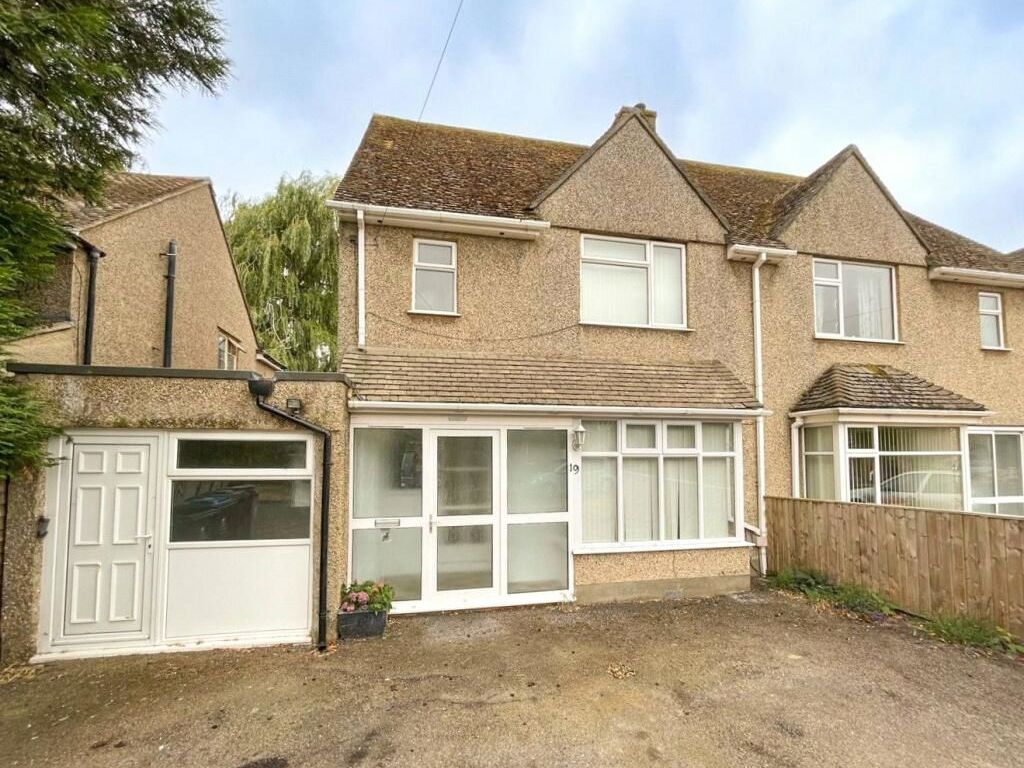 3 bed semidetached house for sale in Tilgarsley Road, Eynsham, Witney