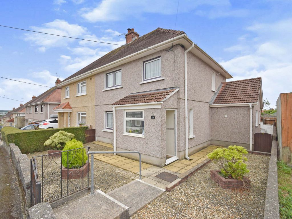 3 bed semidetached house for sale in Brynteg Road, Gorseinon, Swansea