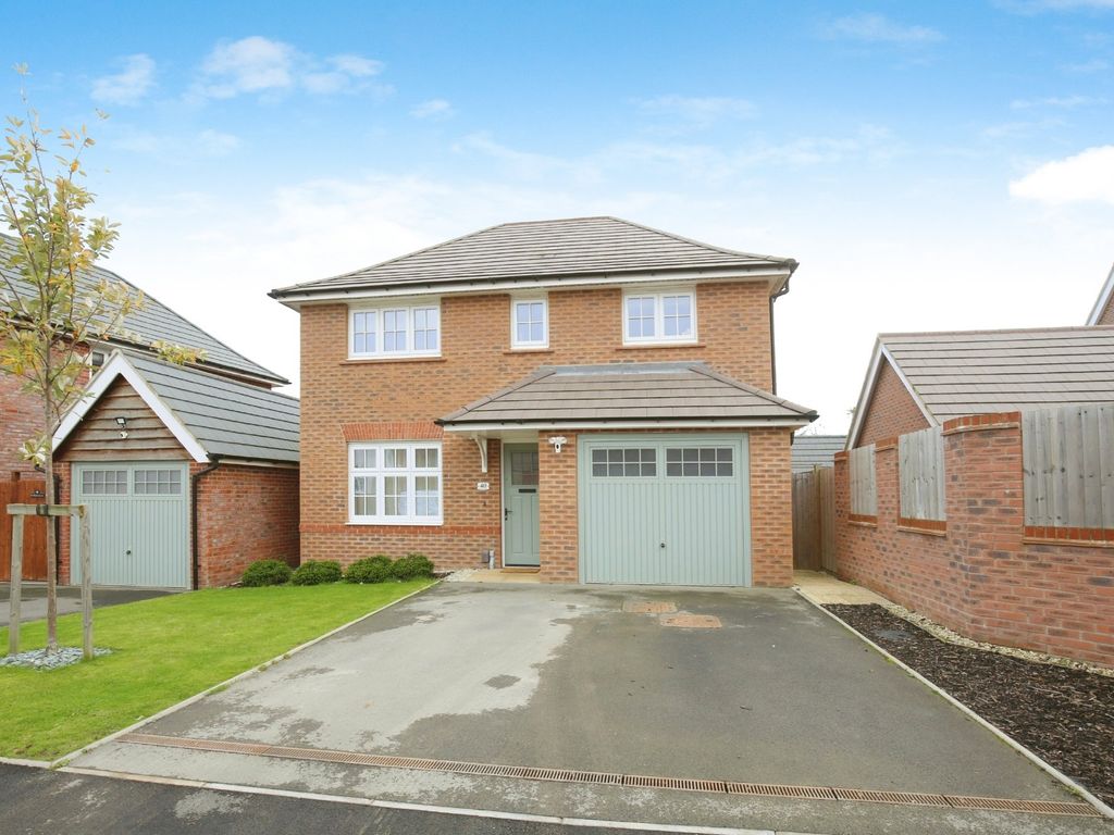 4 bed detached house for sale in Ellastone Way, Amington, Tamworth B77