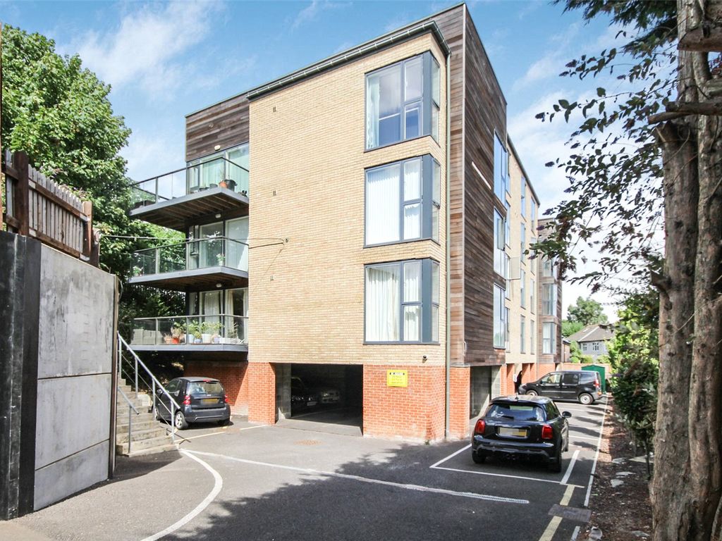 Station Approach South, Welling, Kent DA16  