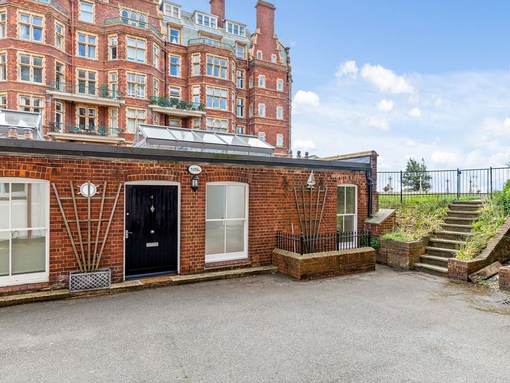 3 bed mews house for sale in Metropole Road East, Folkestone CT20 Zoopla