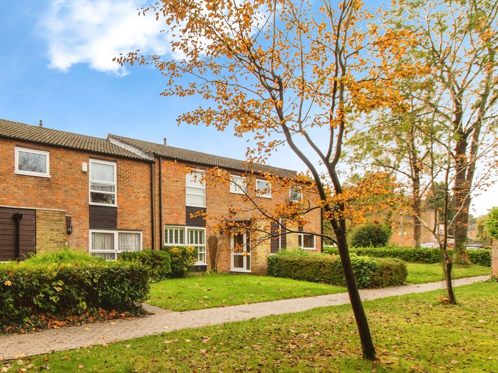 3 bed terraced house for sale in Manor Forstal, Longfield DA3, £390,000