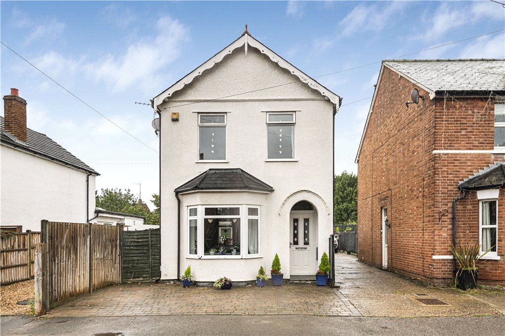 3 bed detached house for sale in Wheatash Road, Addlestone, Surrey KT15